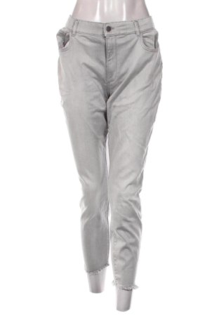 Γυναικείο Τζίν DL1961, Μέγεθος XL, Χρώμα Γκρί, Τιμή 157,99 €