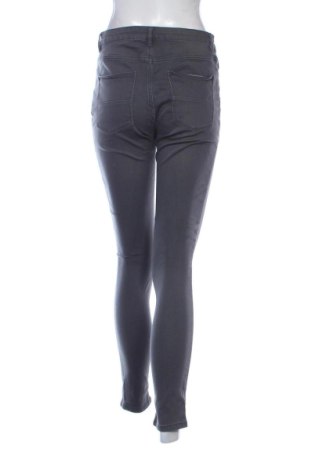 Dámské džíny  Esmara, Velikost M, Barva Šedá, Cena  425,00 Kč