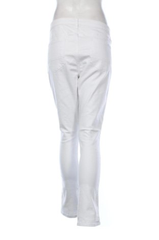 Dámske džínsy  F&F, Veľkosť XXL, Farba Biela, Cena  14,83 €