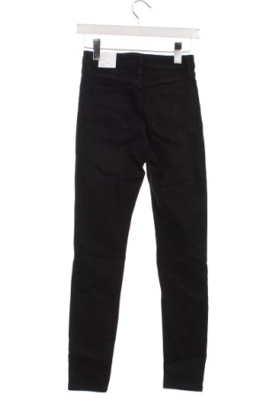 Dámske džínsy  Mango, Veľkosť XS, Farba Čierna, Cena  39,32 €