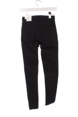 Dámske džínsy  Mango, Veľkosť XXS, Farba Čierna, Cena  39,32 €