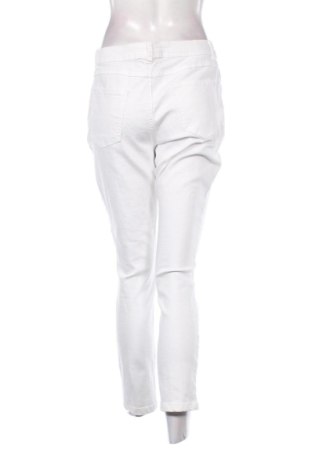 Дамски дънки Oyanda, Размер M, Цвят Бял, Цена 6,13 €