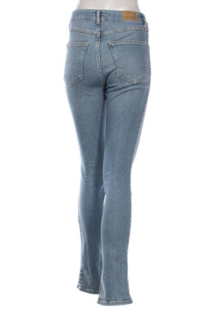 Дамски дънки Perfect Jeans By Gina Tricot, Размер S, Цвят Син, Цена 12,27 €