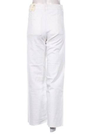 Дамски дънки Reserved, Размер S, Цвят Бял, Цена 23,51 €