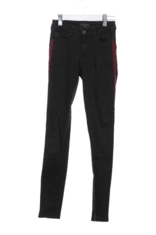 Γυναικείο Τζίν Reserved, Μέγεθος S, Χρώμα Μαύρο, Τιμή 14,77 €