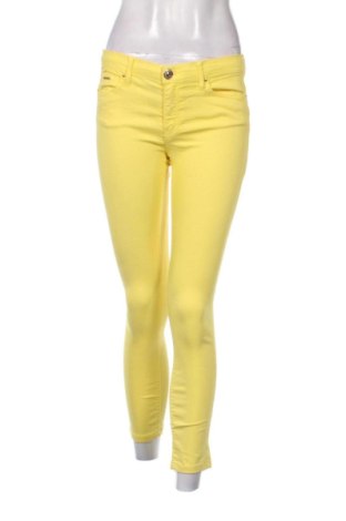 Dámské džíny  Stradivarius, Velikost S, Barva Žlutá, Cena  329,00 Kč