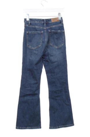 Γυναικείο Τζίν Stradivarius, Μέγεθος XS, Χρώμα Μπλέ, Τιμή 13,99 €