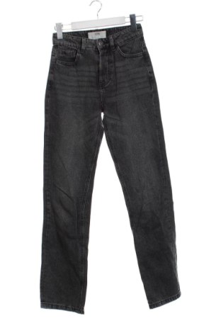 Γυναικείο Τζίν Stradivarius, Μέγεθος XS, Χρώμα Μαύρο, Τιμή 23,99 €