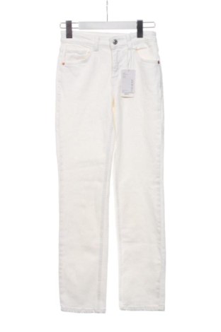 Дамски дънки Stradivarius, Размер XXS, Цвят Бял, Цена 11,75 €
