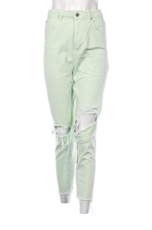 Дамски дънки Stradivarius, Размер S, Цвят Зелен, Цена 27,68 €