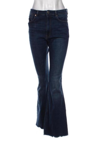 Damen Jeans Stradivarius, Größe M, Farbe Blau, Preis 15,99 €