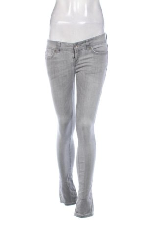 Дамски дънки Superdry, Размер L, Цвят Сив, Цена 24,54 €