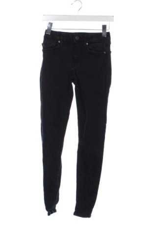 Damskie jeansy Superdry, Rozmiar XS, Kolor Czarny, Cena 139,32 zł