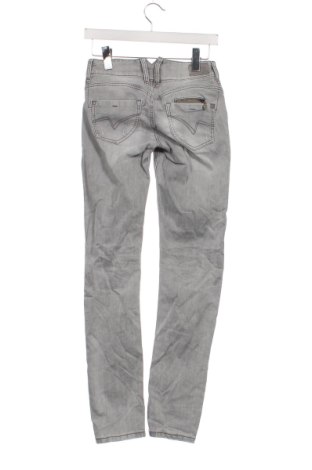 Női farmernadrág Timezone, Méret S, Szín Szürke, Ár 4 629 Ft