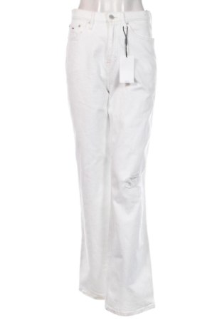 Női farmernadrág Tommy Jeans, Méret S, Szín Fehér, Ár 46 559 Ft
