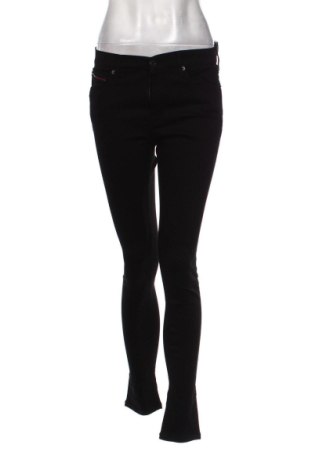 Dámske džínsy  Tommy Jeans, Veľkosť M, Farba Čierna, Cena  103,95 €