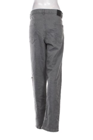 Γυναικείο Τζίν X-Mail, Μέγεθος 3XL, Χρώμα Γκρί, Τιμή 11,99 €