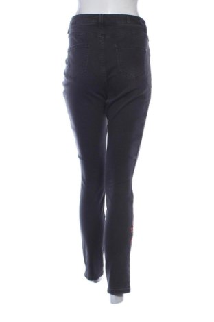 Damen Jeans Yessica, Größe L, Farbe Schwarz, Preis 15,00 €