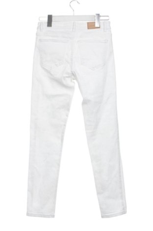 Дамски дънки Zara, Размер S, Цвят Бял, Цена 13,81 €