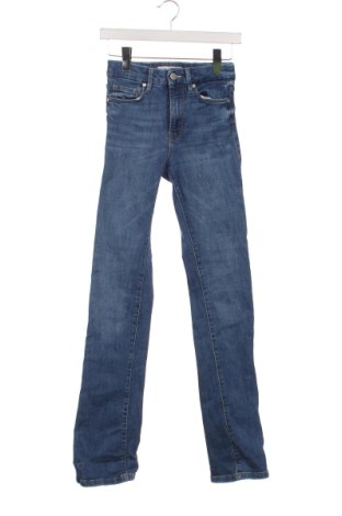 Damskie jeansy Zara, Rozmiar XS, Kolor Niebieski, Cena 75,02 zł