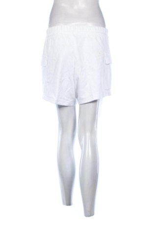 Дамски къс панталон Adidas, Размер S, Цвят Бял, Цена 39,88 €