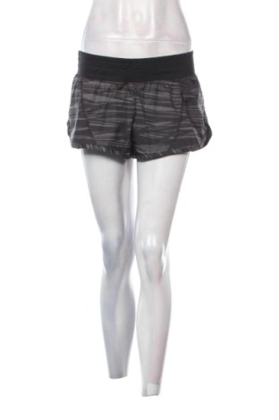 Γυναικείο κοντό παντελόνι Adidas, Μέγεθος L, Χρώμα Πολύχρωμο, Τιμή 17,99 €