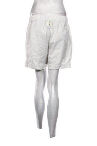 Dámske kraťasy  Adidas StellaSport, Veľkosť M, Farba Biela, Cena  17,39 €