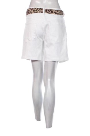 Dámské kraťasy  Ana&Ava, Velikost XL, Barva Bílá, Cena  1 649,00 Kč