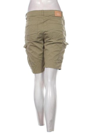 Damen Shorts Angels, Größe S, Farbe Grün, Preis 9,99 €