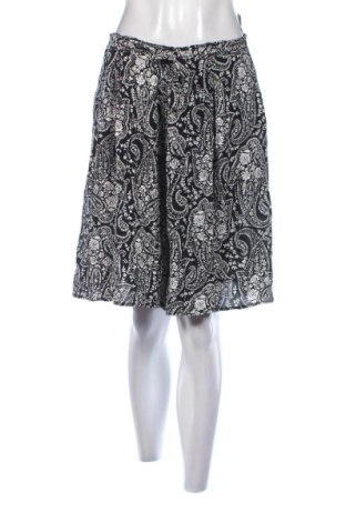 Дамски къс панталон Canda, Размер M, Цвят Многоцветен, Цена 10,22 €