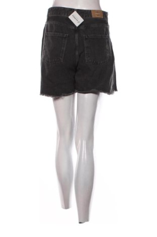 Дамски къс панталон Colin's, Размер S, Цвят Черен, Цена 10,00 €