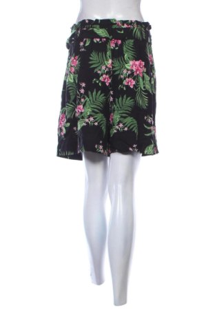 Γυναικείο κοντό παντελόνι Editor's Cut, Μέγεθος XXL, Χρώμα Πολύχρωμο, Τιμή 18,99 €