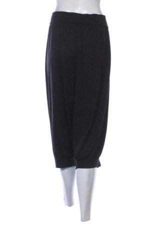 Дамски къс панталон Esmara, Размер 5XL, Цвят Черен, Цена 5,11 €