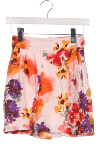 Női rövidnadrág H&M, Méret XS, Szín Sokszínű, Ár 4 132 Ft