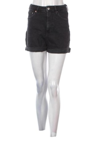 Дамски къс панталон H&M, Размер S, Цвят Черен, Цена 8,18 €