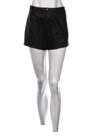 Damen Shorts H&M Divided, Größe S, Farbe Schwarz, Preis 16,00 €