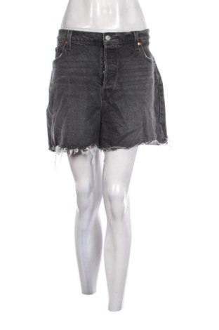Γυναικείο κοντό παντελόνι Levi's, Μέγεθος 3XL, Χρώμα Γκρί, Τιμή 22,99 €