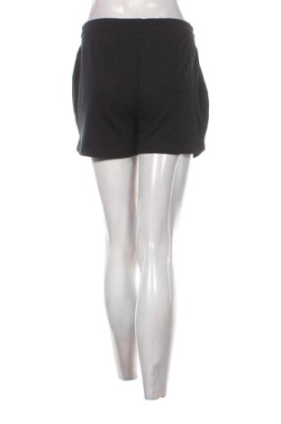 Γυναικείο κοντό παντελόνι Lonsdale, Μέγεθος M, Χρώμα Μαύρο, Τιμή 16,85 €