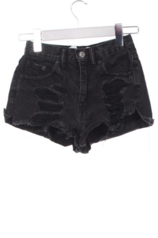 Damskie szorty Pull&Bear, Rozmiar XXS, Kolor Czarny, Cena 53,58 zł