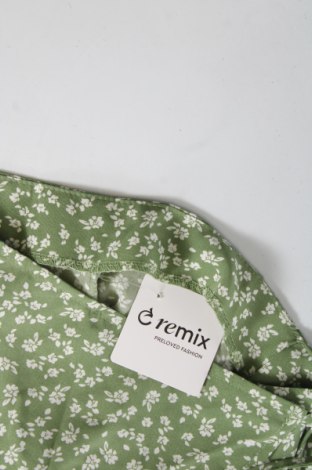 Γυναικείο κοντό παντελόνι SHEIN, Μέγεθος XS, Χρώμα Πολύχρωμο, Τιμή 9,70 €