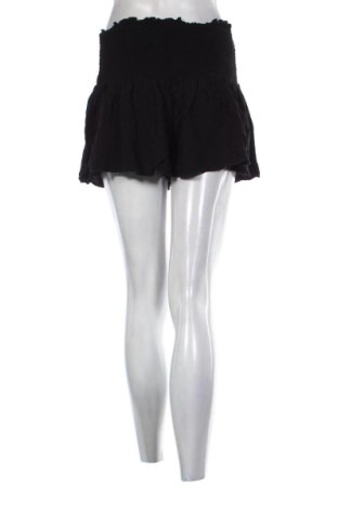 Damen Shorts Sinsay, Größe M, Farbe Schwarz, Preis 10,00 €