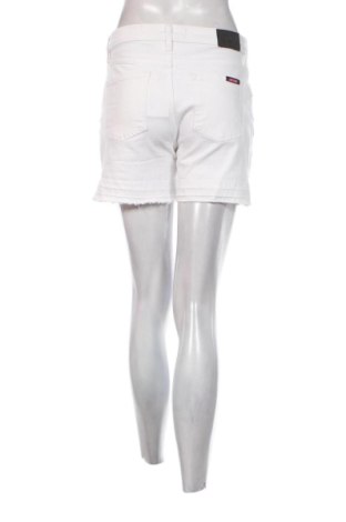 Dámske kraťasy  Superdry, Veľkosť M, Farba Biela, Cena  42,95 €