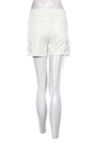 Γυναικείο κοντό παντελόνι Top Secret, Μέγεθος M, Χρώμα Λευκό, Τιμή 15,86 €