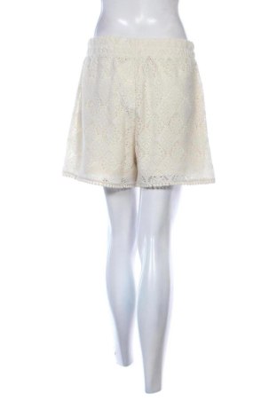 Dámské kraťasy  Vero Moda, Velikost L, Barva Krémová, Cena  699,00 Kč