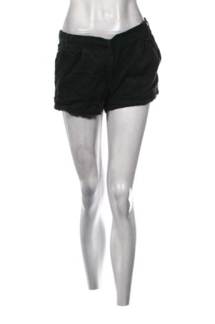 Damen Shorts Vero Moda, Größe M, Farbe Grün, Preis 10,00 €