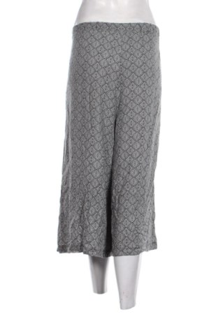 Γυναικείο κοντό παντελόνι Yessica, Μέγεθος XL, Χρώμα Πολύχρωμο, Τιμή 5,99 €