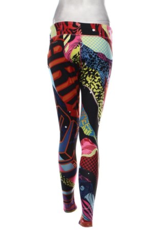 Damen Leggings Reebok, Größe M, Farbe Mehrfarbig, Preis 17,00 €