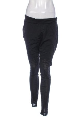 Дамски клин Urban Classics, Размер XL, Цвят Черен, Цена 10,73 €