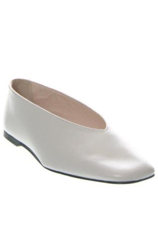 Дамски обувки Calvin Klein, Размер 36, Цвят Бял, Цена 112,48 €