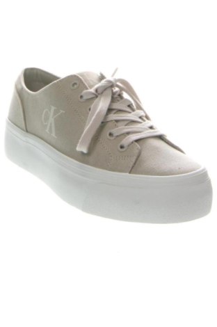 Дамски обувки Calvin Klein Jeans, Размер 40, Цвят Бежов, Цена 32,21 €